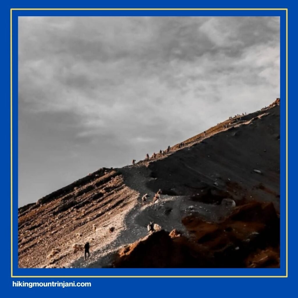 Mount Rinjani Difficulty Level in Indonesia