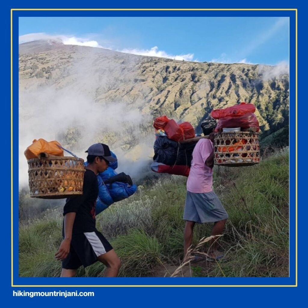 Syarat dan Tugas Menjadi Porter Rinjani