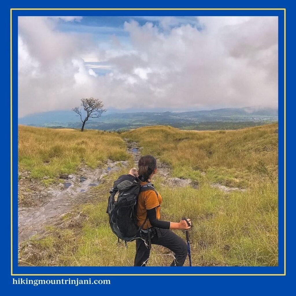 Tips Naik Gunung Rinjani untuk Perempuan, Wajib Dilakukan!